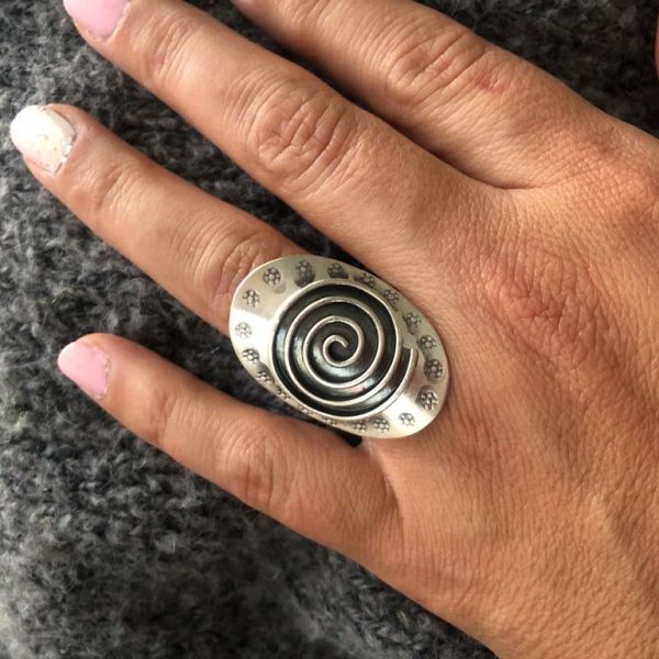 Anillo Escudo Floreado